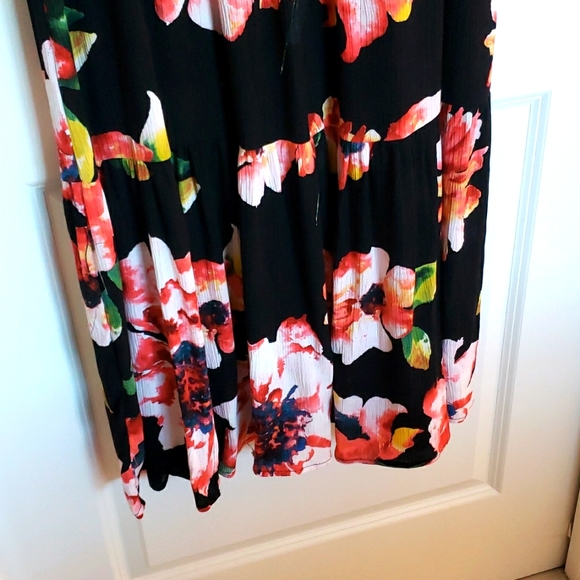 ECI New York Floral Maxi Dresd - Picture 3 of 4